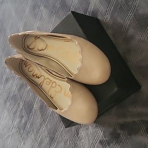 Sam Edelman Scalloped Ballet Flats